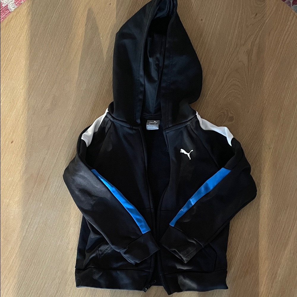 Boy’s Puma zip-up hoodie 4T